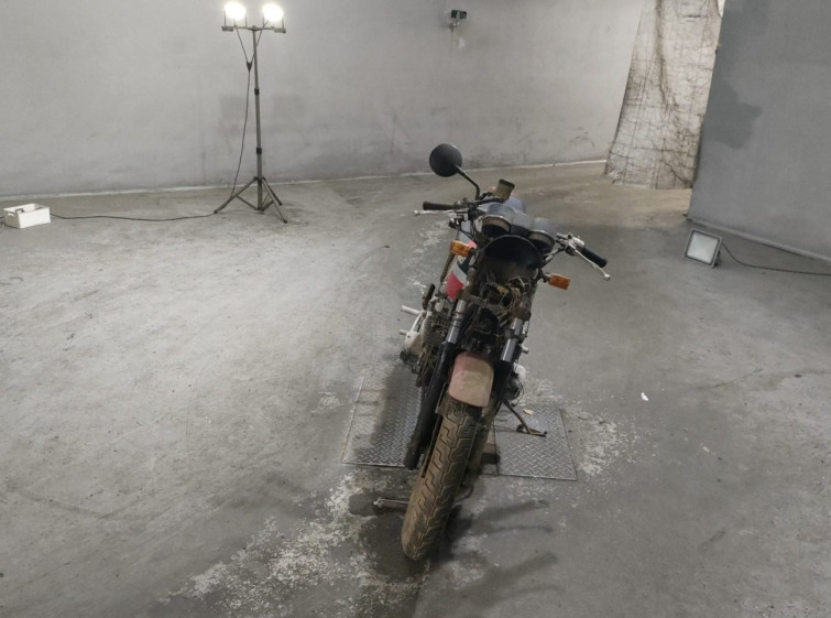 Мотоцикл Kawasaki Z400FX с пробегом 4670 km