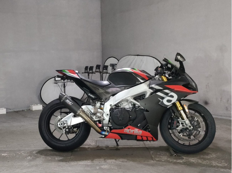 Мотоцикл Aprilia RSV4 1100 FACTORY з пробігом 27891 km