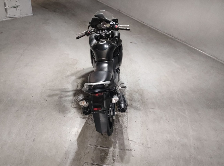 Мотоцикл Suzuki GSR250F с пробегом 6849 km