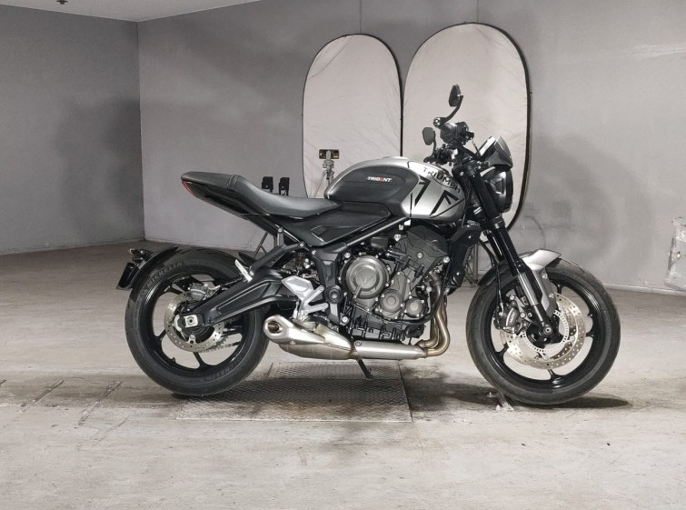 Мотоцикл Triumph TRIDENT660 з пробігом 8186 km