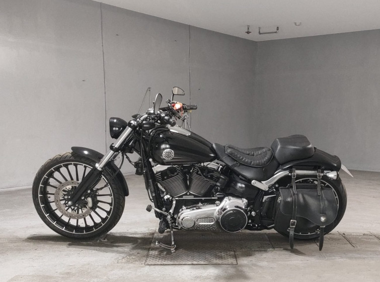 Мотоцикл HD BREAKOUT FXSB1690 с пробегом 26672 km