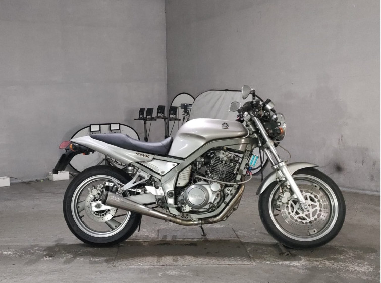Мотоцикл Yamaha SRX400 с пробегом 37331 km
