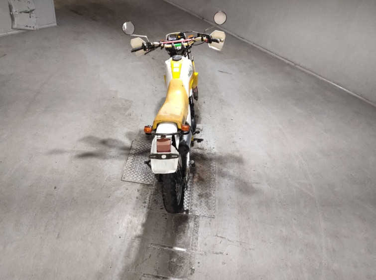 Мотоцикл Yamaha ｾﾛｰ225 з пробігом 18082 km