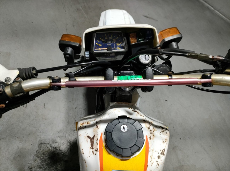 Мотоцикл Yamaha ｾﾛｰ225 з пробігом 18082 km
