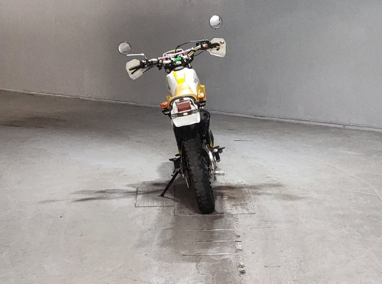 Мотоцикл Yamaha ｾﾛｰ225 з пробігом 18082 km