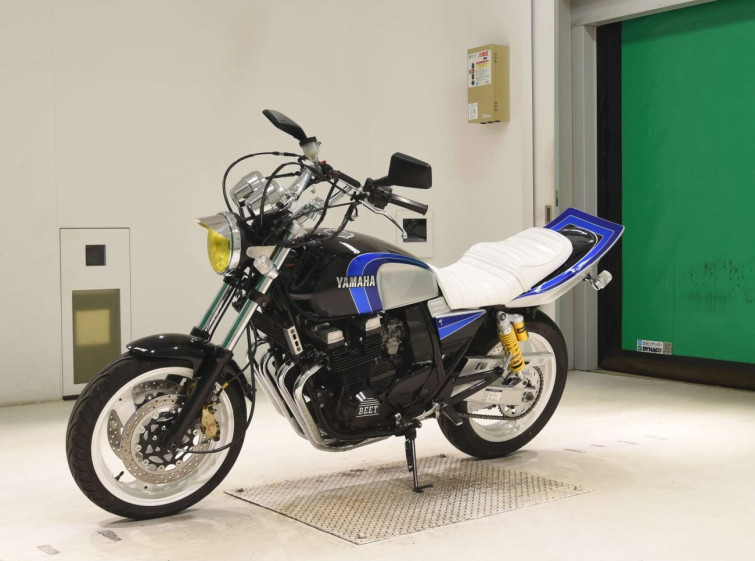 Мотоцикл Yamaha XJR400 з пробігом 41090 km