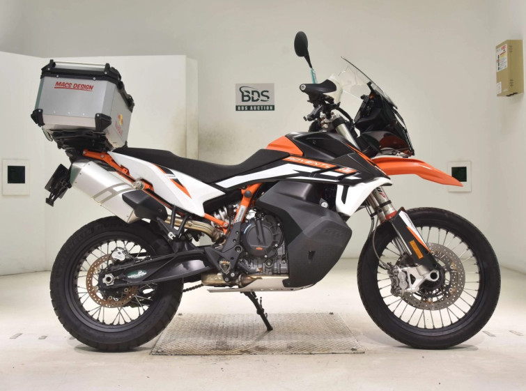 Мотоцикл KTM 890 ADVENTURE R з пробігом 11646 km