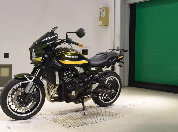Мотоцикл Kawasaki Z900RS с пробегом 27520 km