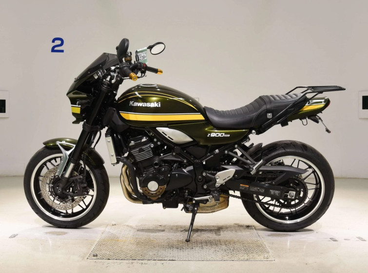 Мотоцикл Kawasaki Z900RS с пробегом 27520 km