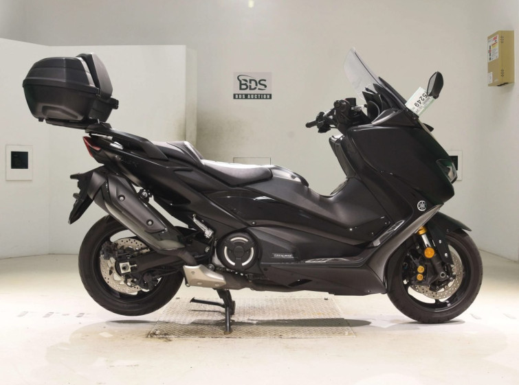 Мотоцикл Yamaha T-MAX560T з пробігом 13278 km