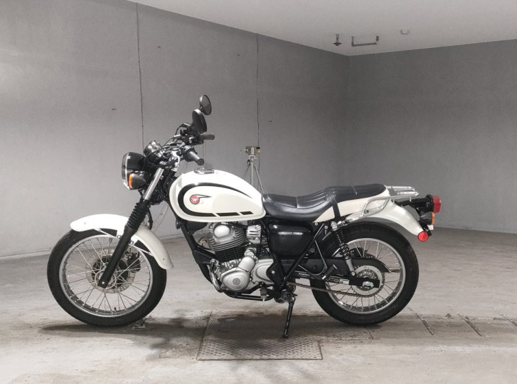 Мотоцикл Kawasaki W230 з пробігом 707 km