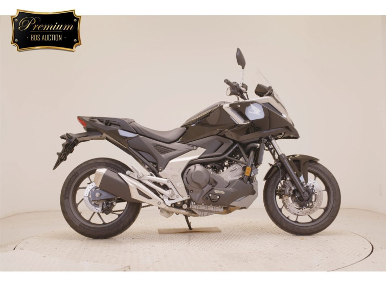 Мотоцикл Honda NC750XDCTA с пробегом 741 km