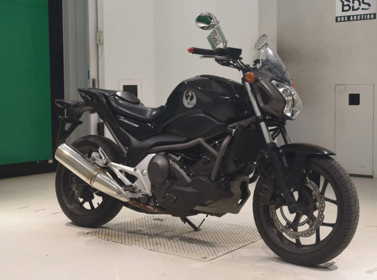 Мотоцикл Honda NC700SD з пробігом 27220 km