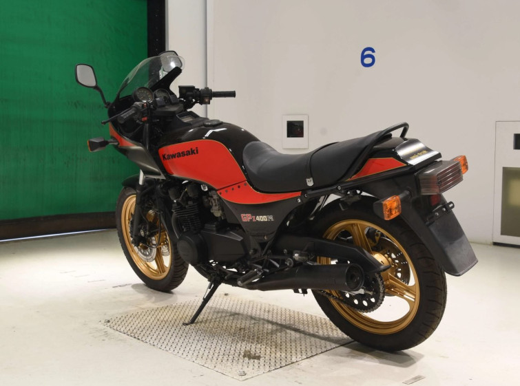 Мотоцикл Kawasaki GPZ400 з пробігом 23712 km