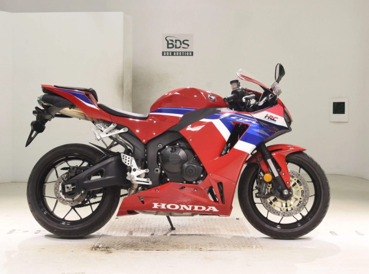 Мотоцикл Honda CBR600RR с пробегом 12236 km
