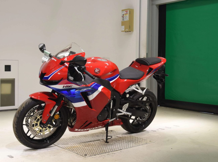 Мотоцикл Honda CBR600RR с пробегом 12236 km