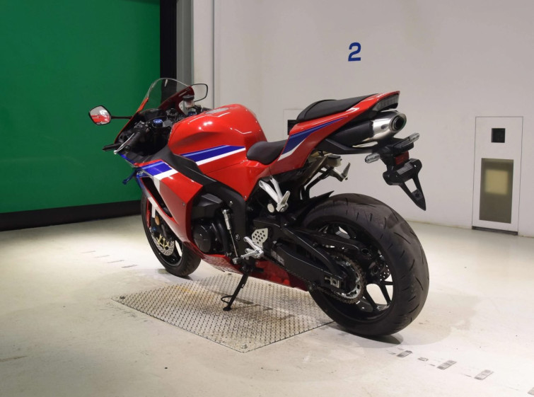 Мотоцикл Honda CBR600RR с пробегом 12236 km