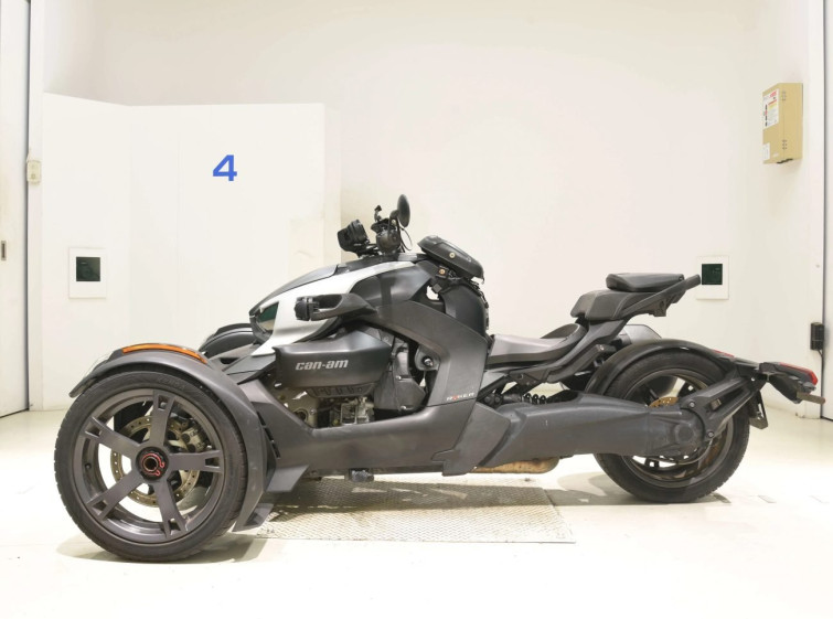 Мотоцикл Can-Am RIKE 900 с пробегом 18327 km