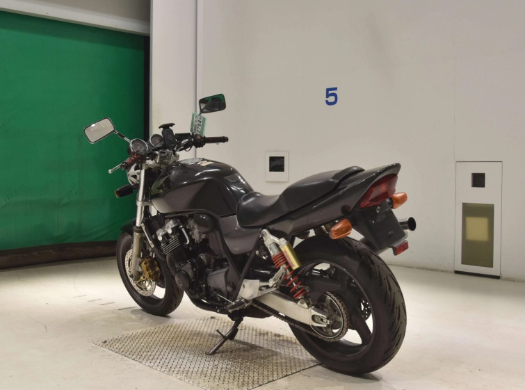 Мотоцикл Honda CB400SFV з пробігом 74486 km