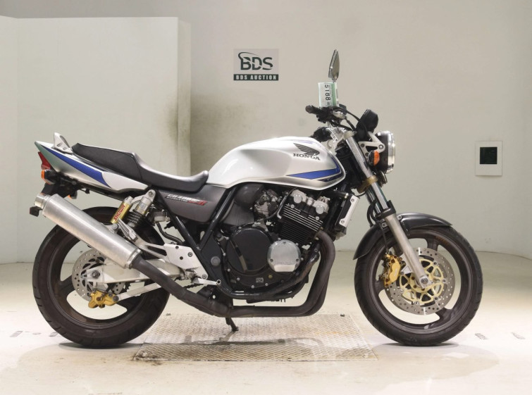 Мотоцикл Honda CB400SFV с пробегом 35689 km