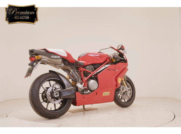 Мотоцикл Ducati 999 з пробігом 11008 km