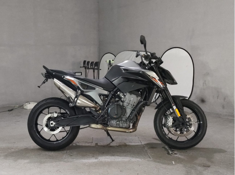 Мотоцикл KTM 790 DUKE з пробігом 14394 km