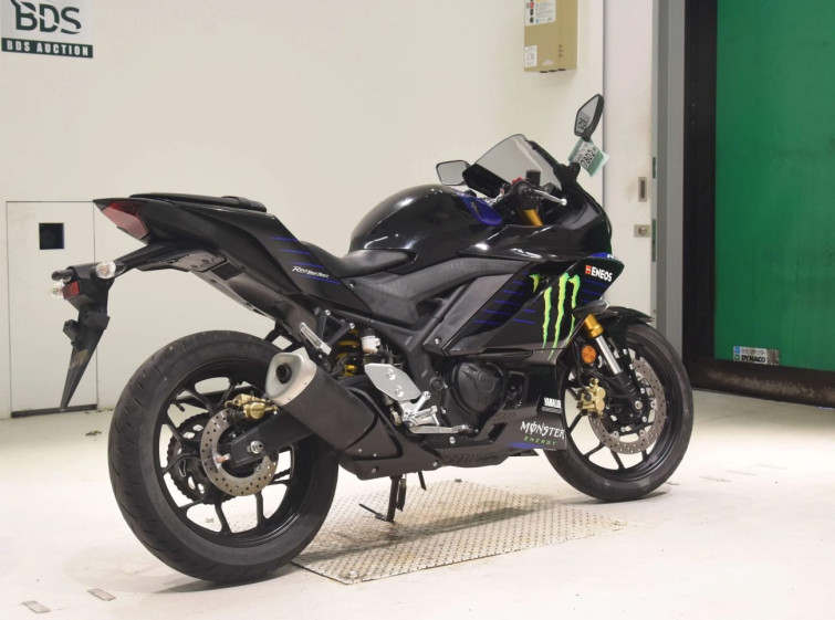 Мотоцикл Yamaha YZF-R3 з пробігом 3982 km