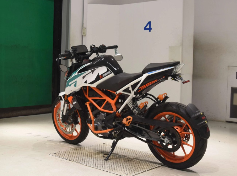 Мотоцикл KTM 390 DUKE с пробегом 5823 km