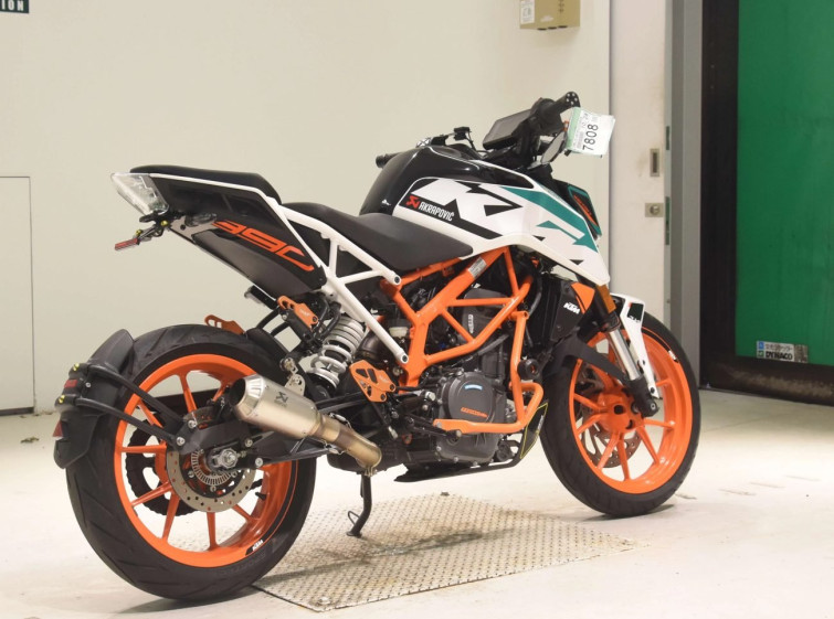 Мотоцикл KTM 390 DUKE с пробегом 5823 km