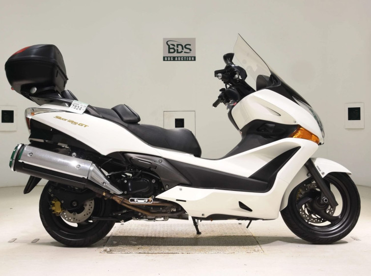 Мотоцикл Honda SILVERWING600GT з пробігом 37104 km