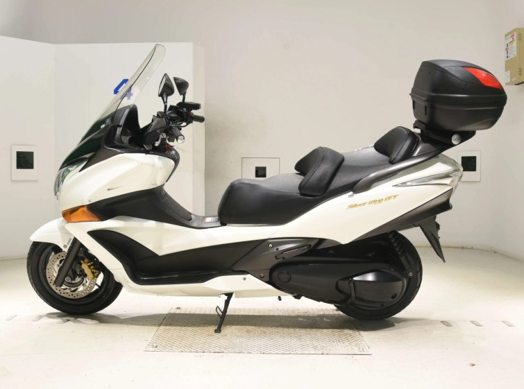 Мотоцикл Honda SILVERWING600GT з пробігом 37104 km