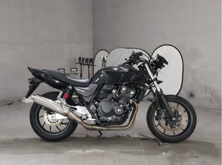 Мотоцикл Honda CB400SFVA з пробігом 23927 km