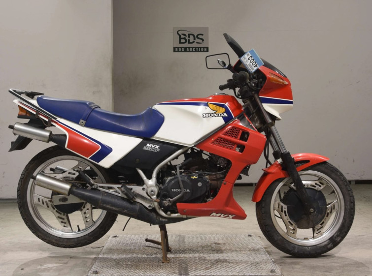 Мотоцикл Honda MVX250F з пробігом 8960 km