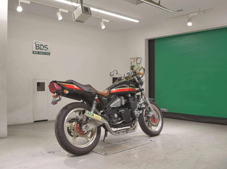 Мотоцикл Kawasaki ZEPHYR400 с пробегом 31339 km