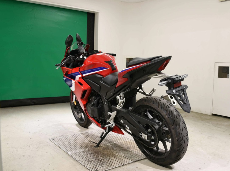 Мотоцикл Honda CBR400R-3 с пробегом 7518 km