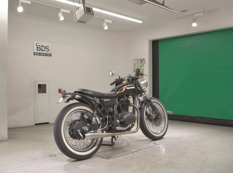 Мотоцикл Kawasaki 250TR з пробігом 3551 km