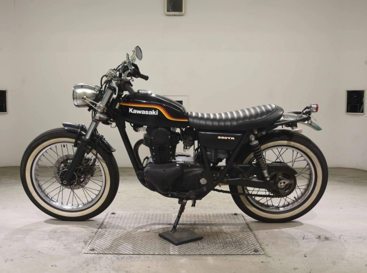 Мотоцикл Kawasaki 250TR з пробігом 3551 km