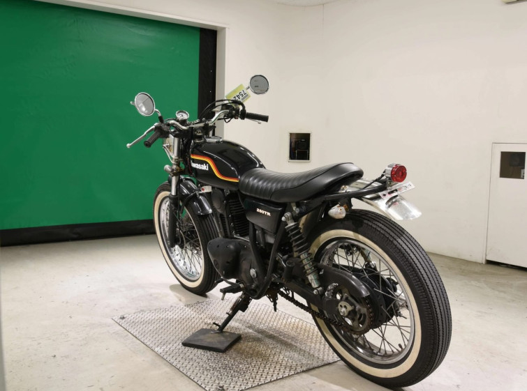 Мотоцикл Kawasaki 250TR з пробігом 3551 km