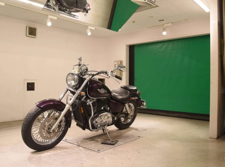 Мотоцикл Honda SHADOW1100 CLASSIC з пробігом 22943 m