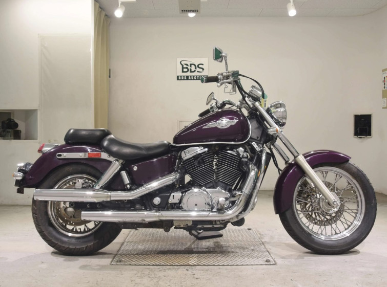 Мотоцикл Honda SHADOW1100 CLASSIC з пробігом 22943 m