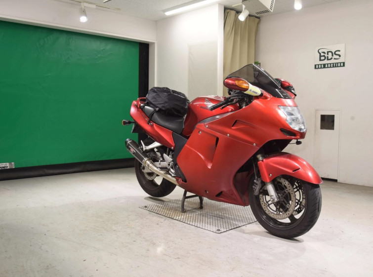 Мотоцикл Honda CBR1100XX BLACKBIRD з пробігом 30484 km