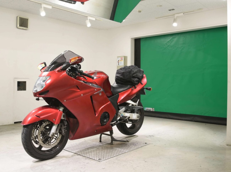 Мотоцикл Honda CBR1100XX BLACKBIRD з пробігом 30484 km