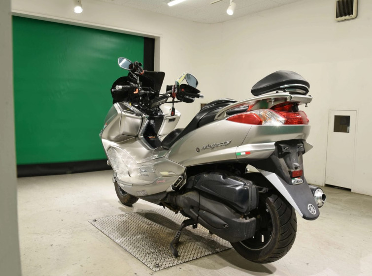 Мотоцикл Yamaha MAJESTY250 с пробегом 15422 km