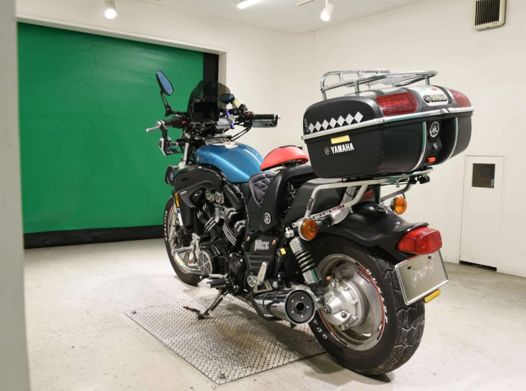 Мотоцикл Yamaha V-MAX1200 с пробегом 95436 km