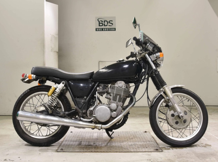Мотоцикл Yamaha SR400-2 с пробегом 29876 km