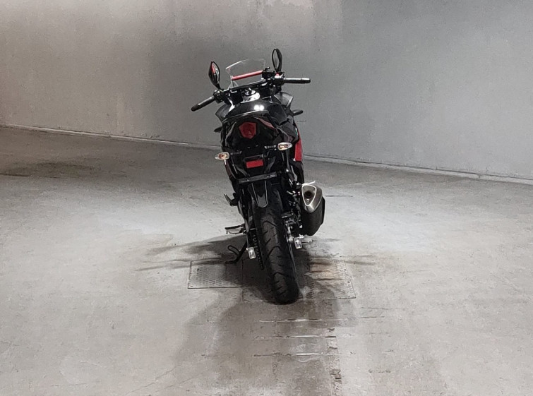 Мотоцикл Suzuki GSX250R с пробегом 5718 km