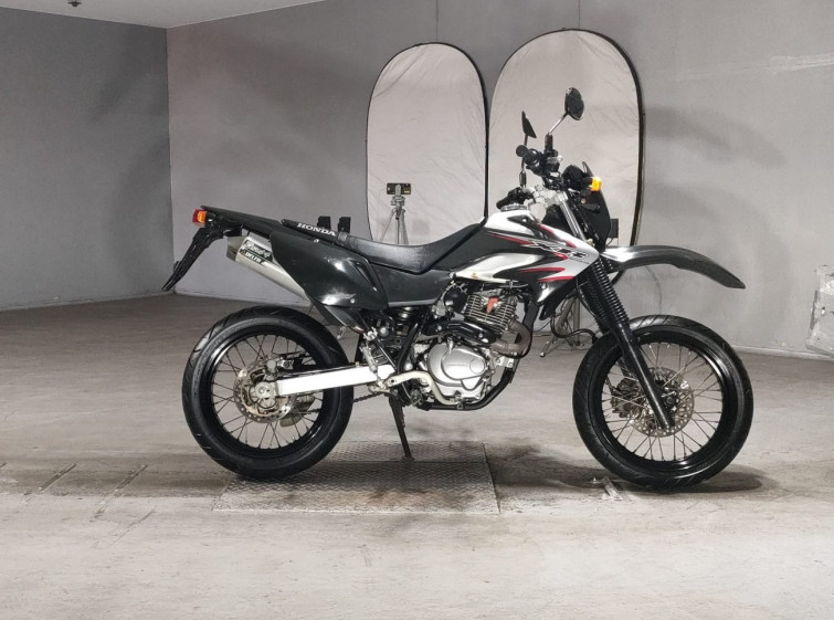 Мотоцикл Honda XR230 с пробегом 7831 km