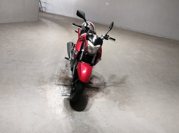 Мотоцикл Suzuki GSR250 с пробегом 8549 km