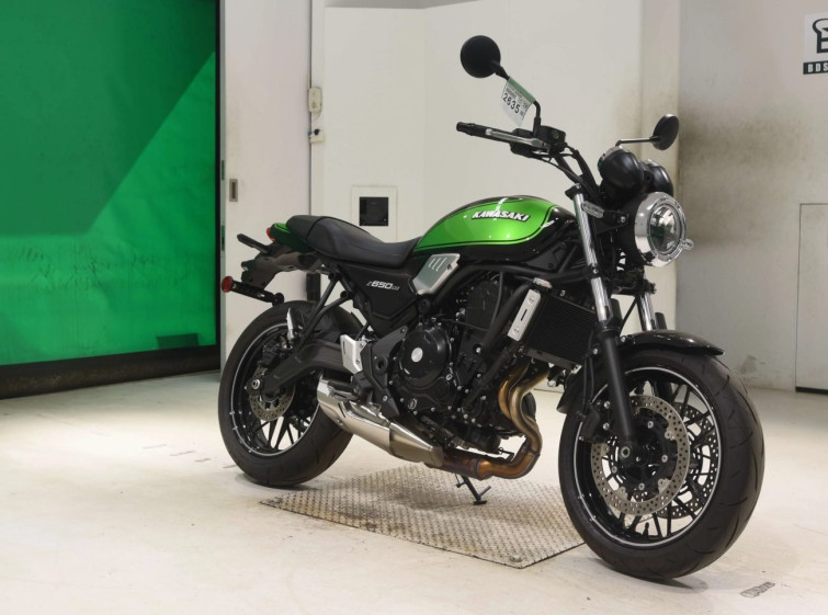Мотоцикл Kawasaki Z650RS с пробегом 322 km