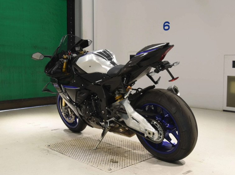 Мотоцикл Yamaha YZF-R1M з пробігом 687 km